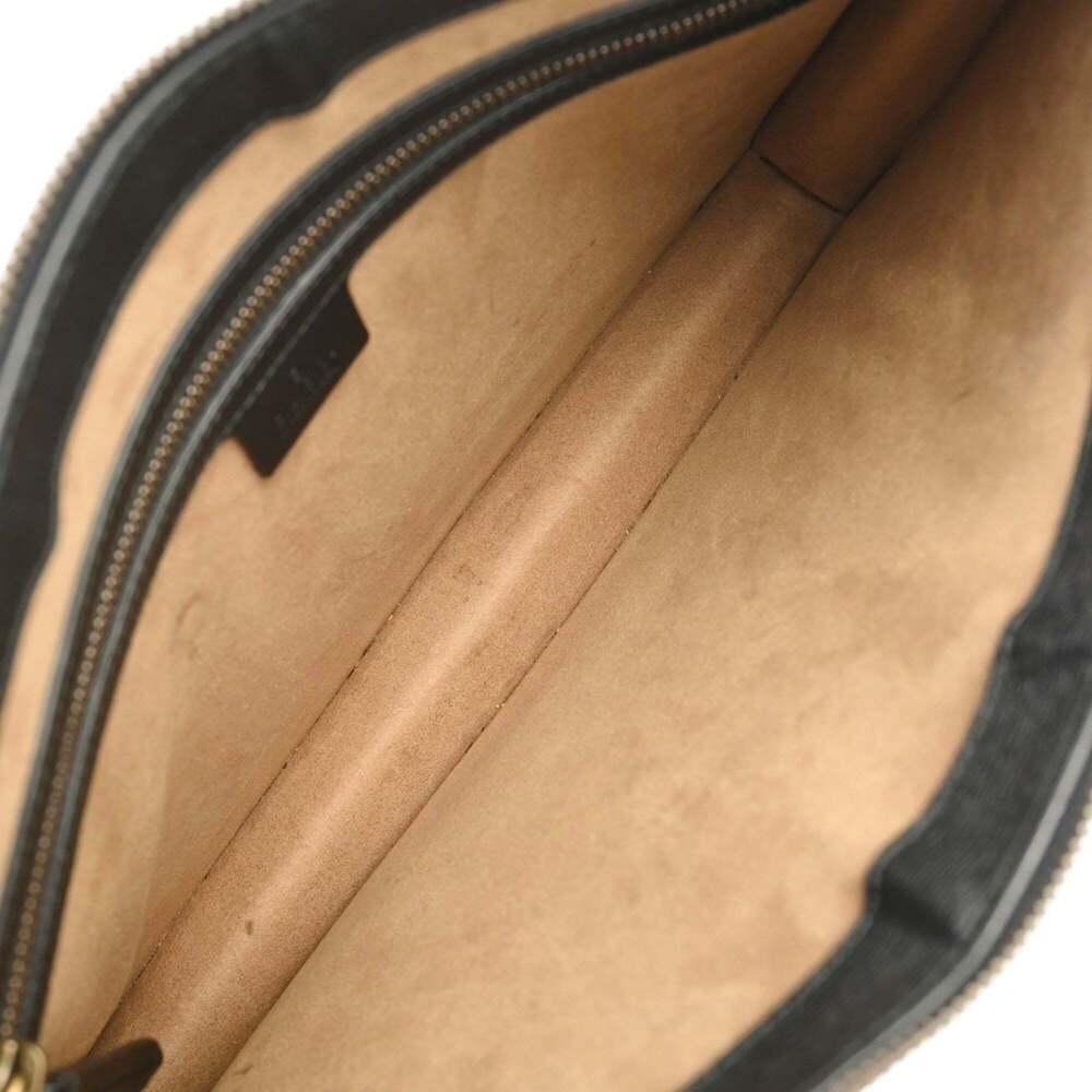 GUCCI Black Leather Clutch Bag - Picture 8 of 11